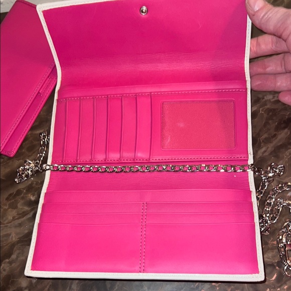 Coach Pink and Cream Continental Long Wallet and Checkbook w/ unbranded chain - Picture 11 of 11